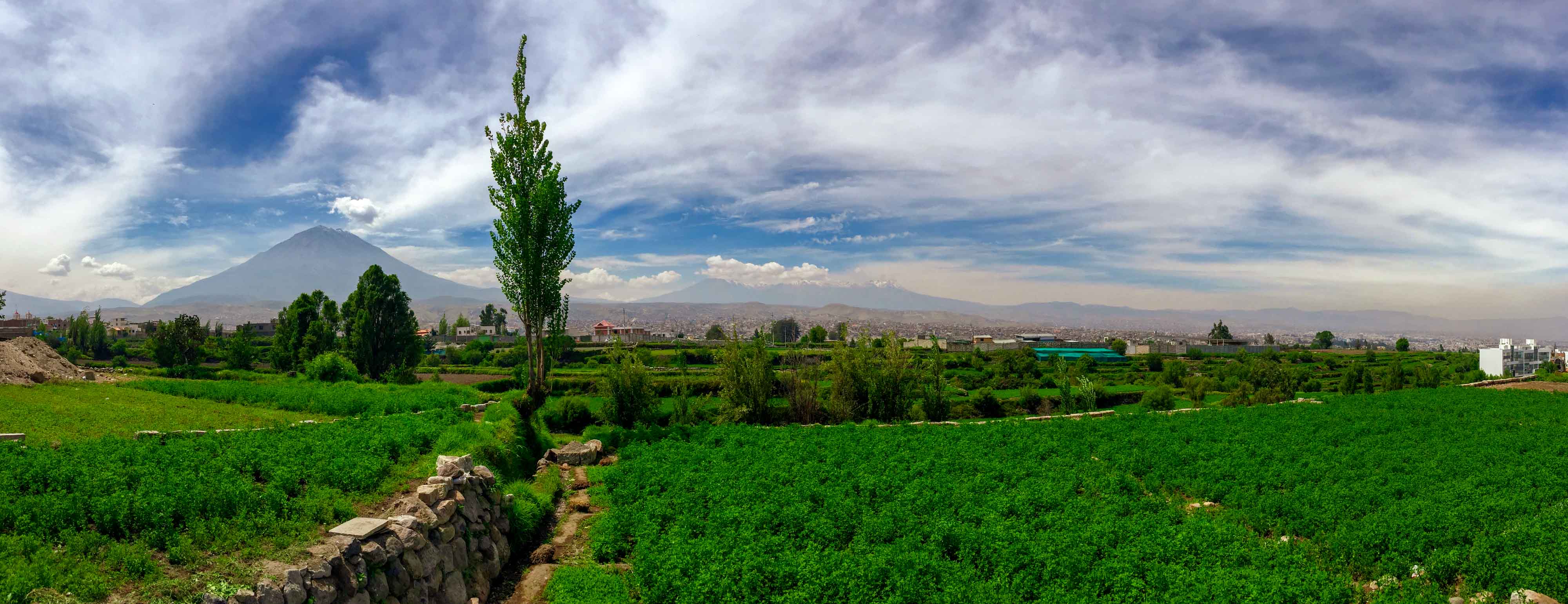 Panorama sur toute l'étendue de la ville d'Arequipa