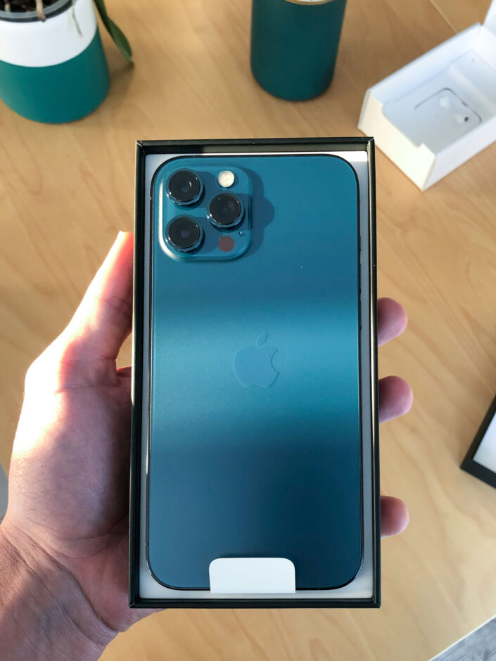 iPhone 12 Pro Max Bleu Pacifique