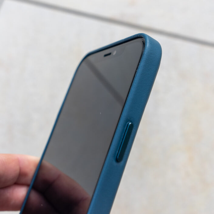 Coque Apple en cuir Bleu Baltique pour l&#039;iPhone 12 Pro Max