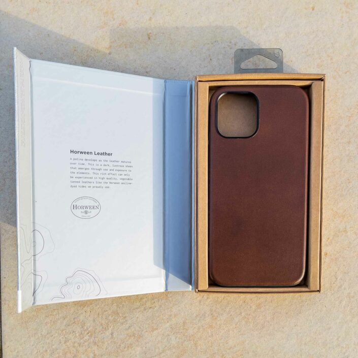 Coque en cuir marron Nomad iPhone 12 Pro Max